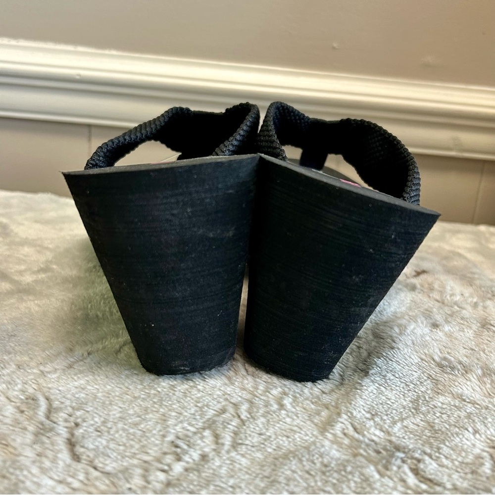 Rocket Dog Black Wedge Sandals Sz 11 NWOT - Picture 7 of 11